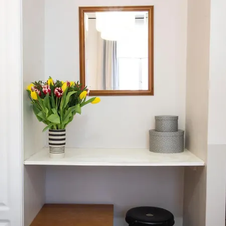 Apartament Refurnished Vintage Charming 2 Bedroom In Temple Bar *