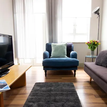 Apartament Refurnished Vintage Charming 2 Bedroom In Temple Bar *