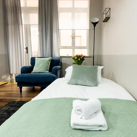 Refurnished Vintage Charming 2 Bedroom In Temple Bar Apartament Dublin