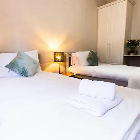 Apartment Refurnished Vintage Charming 2 Bedroom In Temple Bar