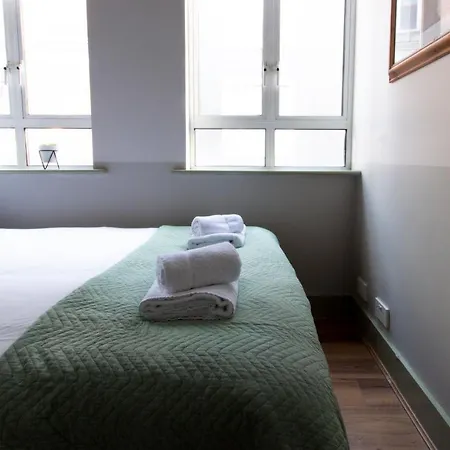 Apartment Refurnished Vintage Charming 2 Bedroom In Temple Bar Dublin